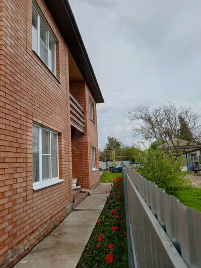 Комната 15 м² в 6-к., 2/2 эт.