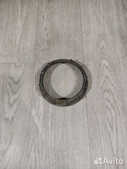 Рено Логан Сандеро Дастер гайка бензобака