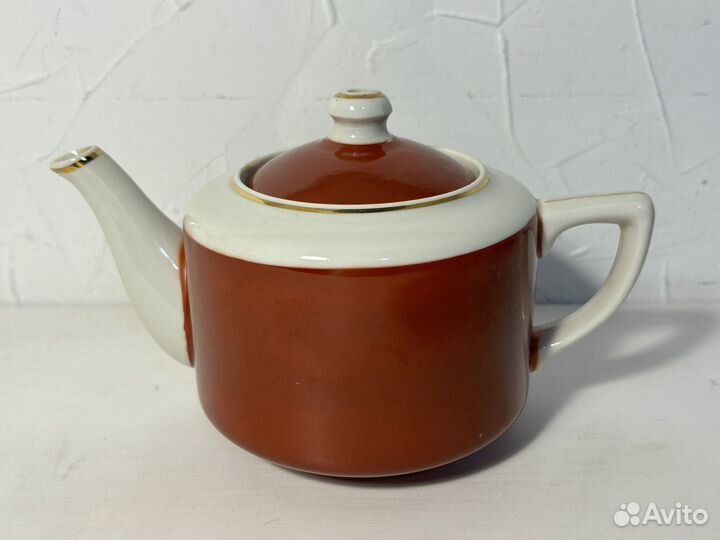 Чайник фарфор, крытье, Кузяево 1962 год