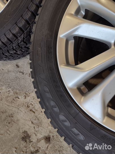 Комлект зимних колес R17 225/65 Nissan x-trail