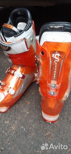 Горнолыжные ботинки