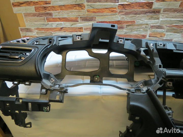 Торпедо Kia Rio 3 FB