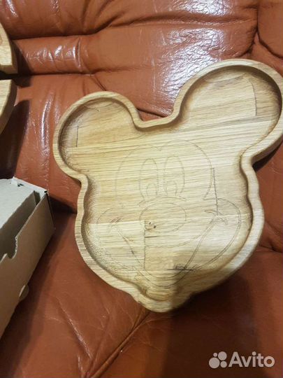 Тарелка из дерева дубовая