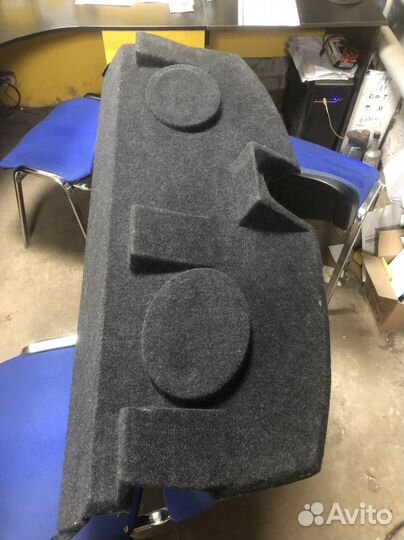 Аустияеска полка Logan 1