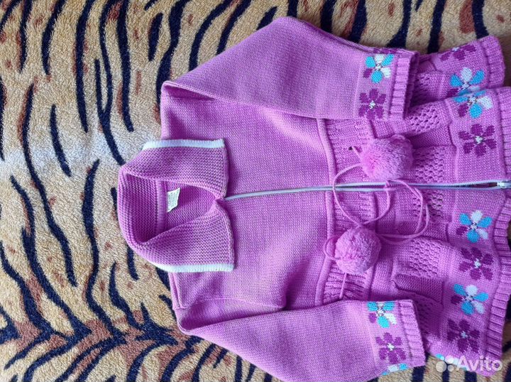 Кофты и куртка