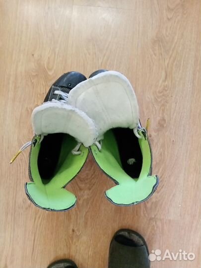 Продаю коньки bauer клюшки bauer ccm