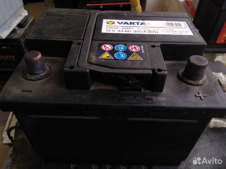 44Ач аккумулятор б/у Varta 33610-83E61