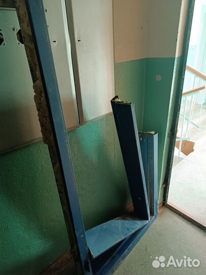 Дверь входная железная бу