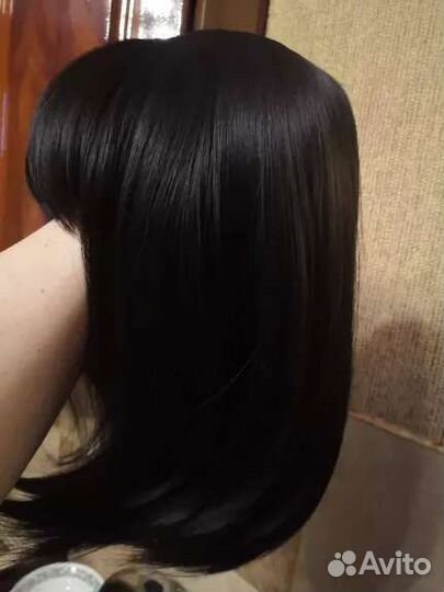 Парик новый, коричневое каре средней длины