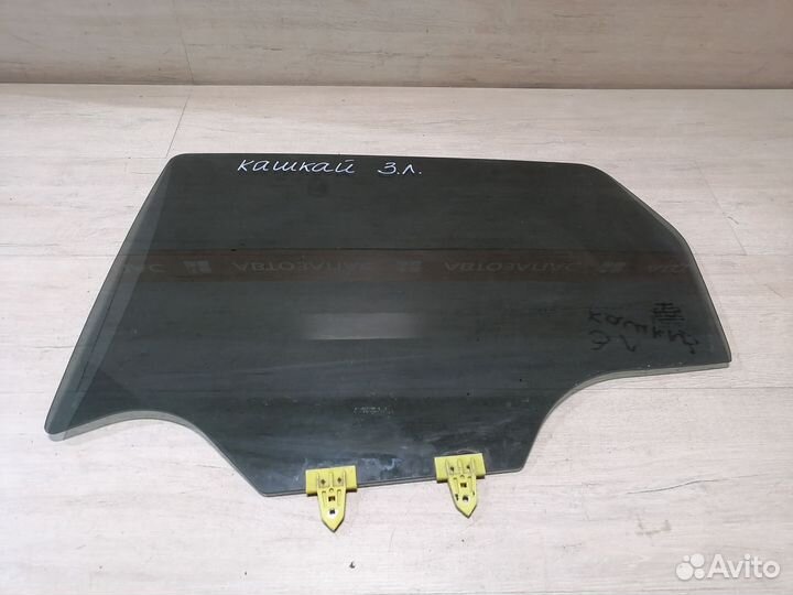 Стекло заднее левое Qashqai J10 Кашкай J 10 Nissan