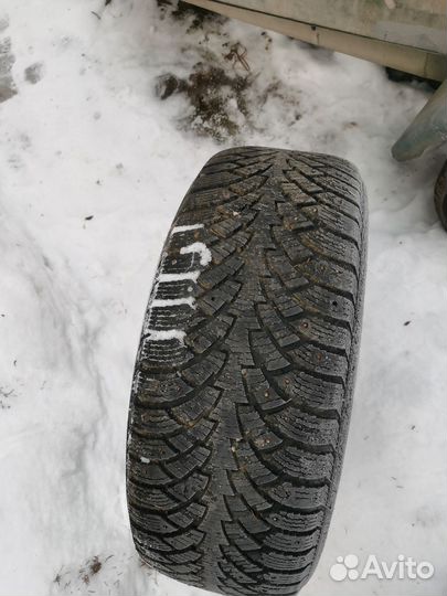 Nokian Tyres Hakkapeliitta 5 SUV 255/60 R18 92T