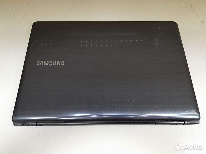 Ноутбук Samsung/AMD A10/4Gb/Radeon HD до 8Gb+SSD