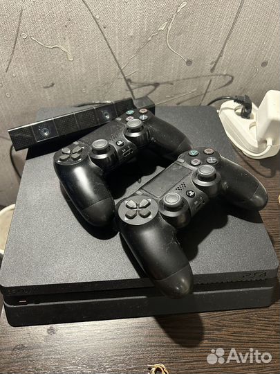 Sony PS4 slim 1tb