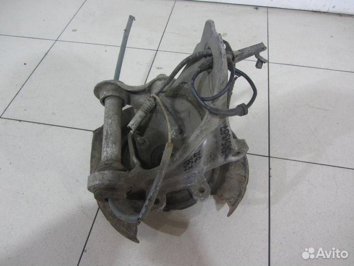 Кулак задний правый бмв 5 E39