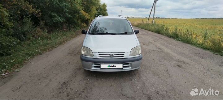 Toyota Raum 1.5 AT, 1998, 281 000 км