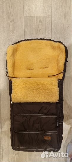 Меховой конверт в коляску