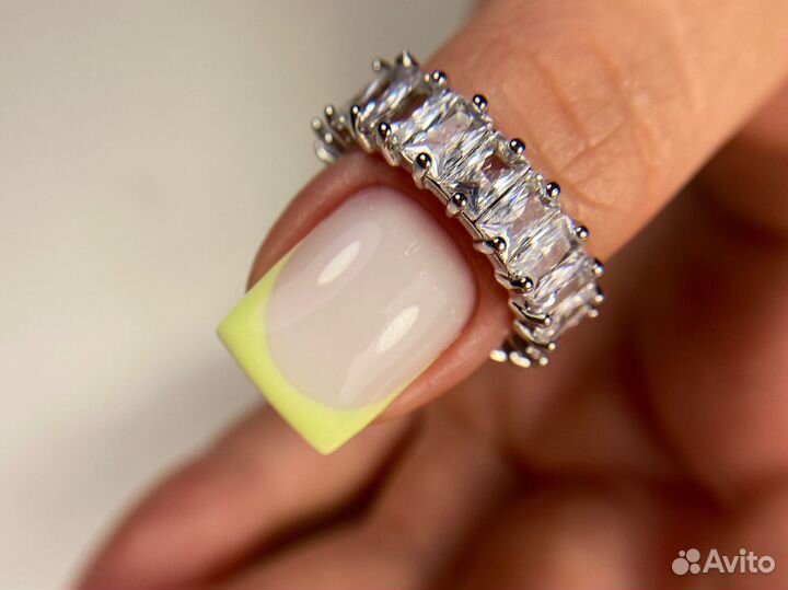 Маникюр с покрытием