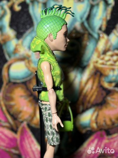 Куклы Монстер Хай Дьюс,Гулия,Дракулаура скариж