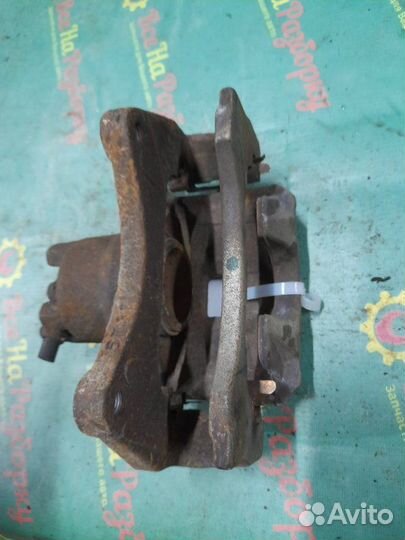 Суппорт передний левый Mitsubishi Outlander 3 GF3W