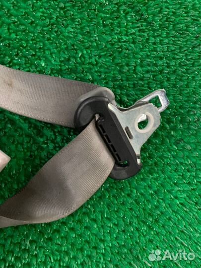 Ремень безопасности лев. зад. Toyota Tundra, Sequo