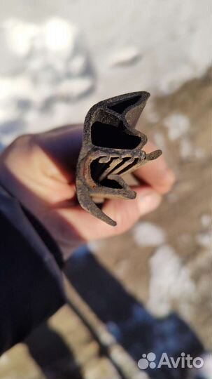 Уплотнительная резинка для авто