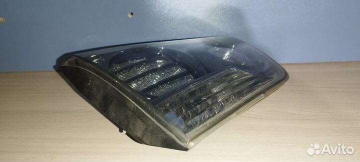 Фонарь внутренний, левый Lexus RX 400h