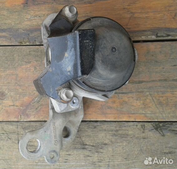 Подушка крепления двигателя правая Mazda CX-9 1