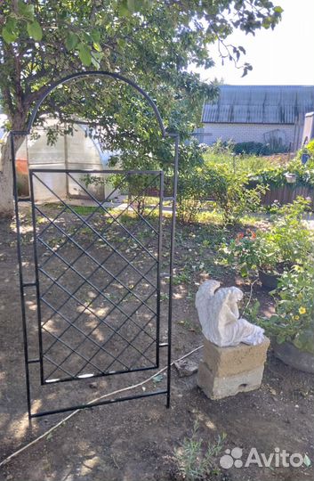 Опора для клематисов, роз и вьющихся растений