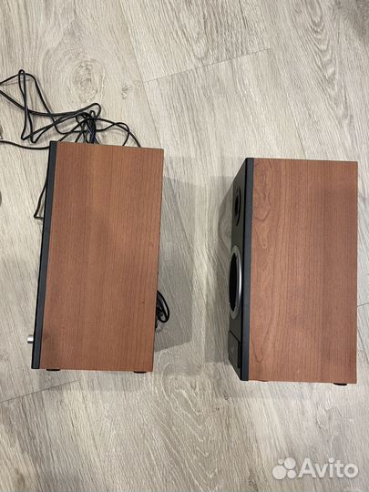 Колонки для компьютера genius