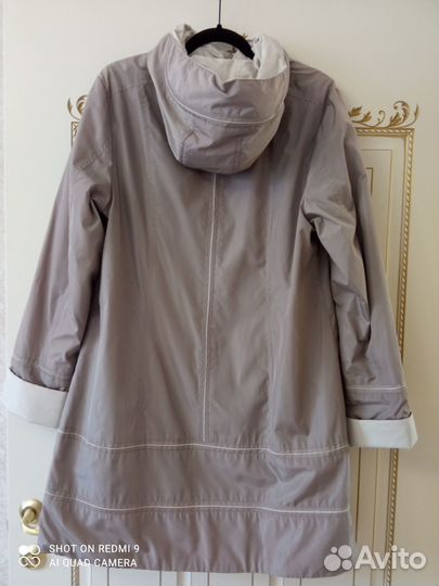 Новый плащ фирменный деми 52