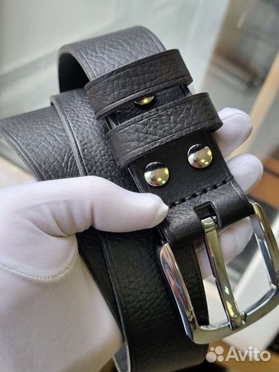 Мужской кожаный ремень