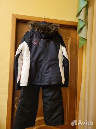 Зимняя куртка и брюки зимние. Лыжный костюм