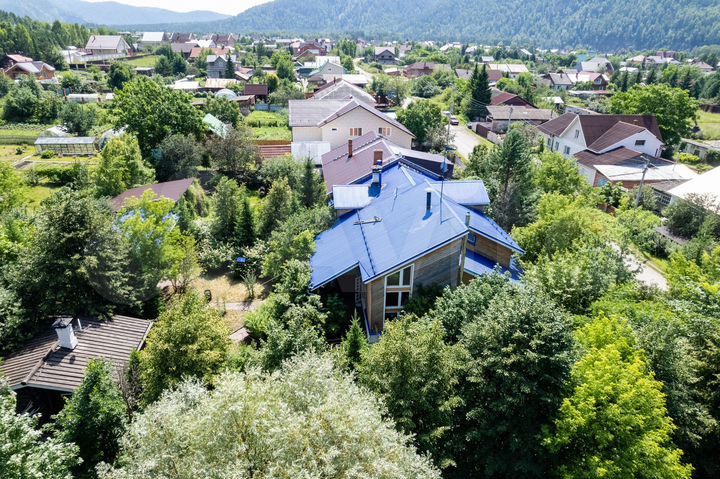 Коттедж 193 м² на участке 27 сот.