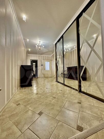 3-к. квартира, 108 м², 4/5 эт.