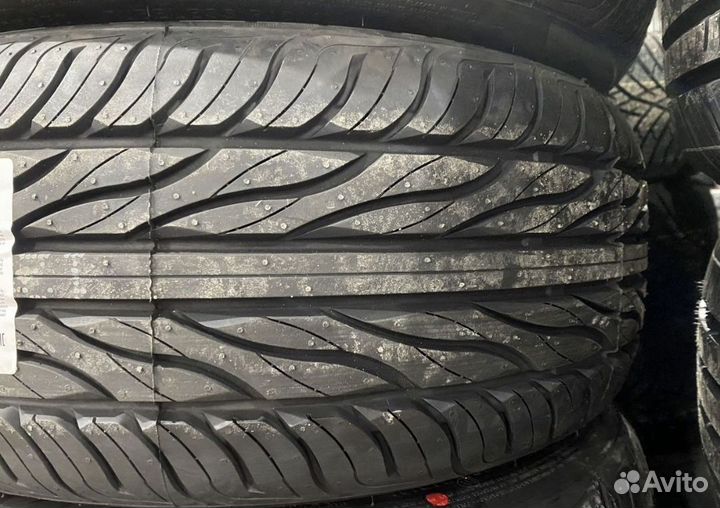 Maxxis MA-Z4S Victra 225/45 R17 94