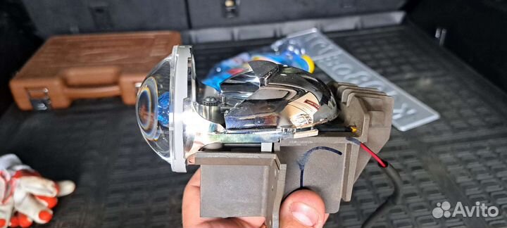 Линзы в фары toyota highlander