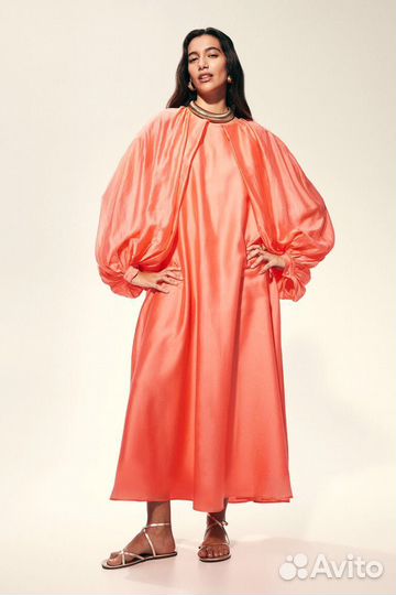 Платье шелковое HM с рукавами буфами новое