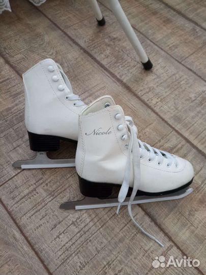 Коньки для девочки 33 размер