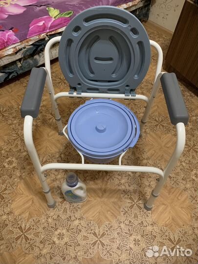 Санитарный стул туалет