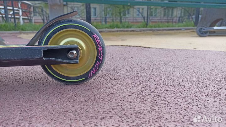 Трюковой самокат