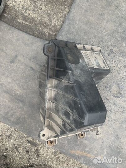 Корпус воздушного фильтра Legacy B10 2.2