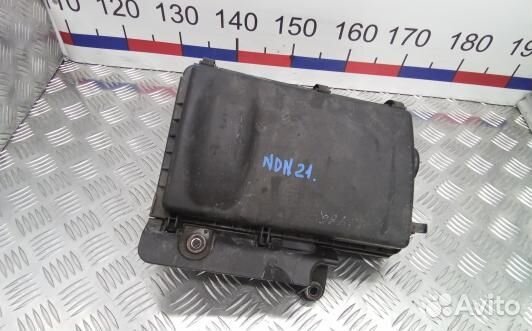 Корпус воздушного фильтра toyota prius XW20 (NDN21