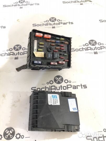 Блок предохранителей Volkswagen Passat B6