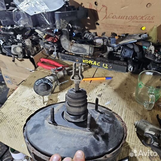 Ваккумный усилитель тормозов Toyota Corolla E110