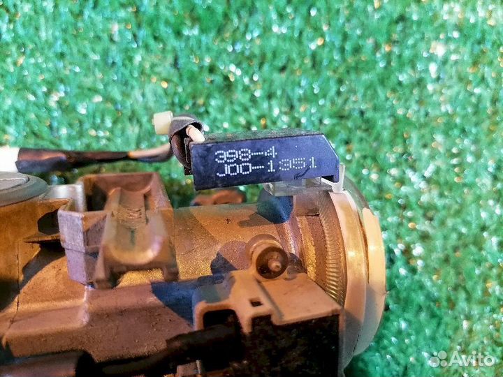 Замок зажигания MR307462 Mitsubishi Galant EA2A бе