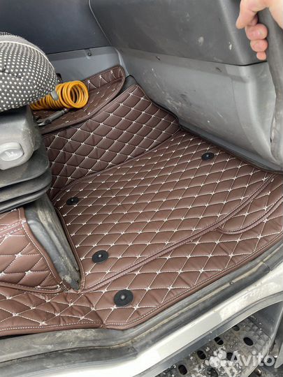 3d коврики на грузовик Nissan Trade