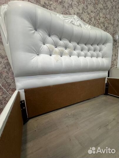 Кровать двухспальная бу 140х200