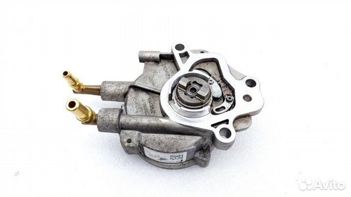 Насос вакуумный Land Rover Range Rover Velar L560