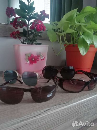 Солнцезащитные очки женские
