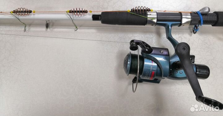 Фидерное удилище (комплект,новый)